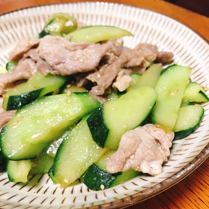 豚肉ときゅうりの炒め物